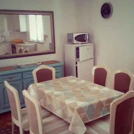 By The Sea - Diklo, - 5913 * زادار